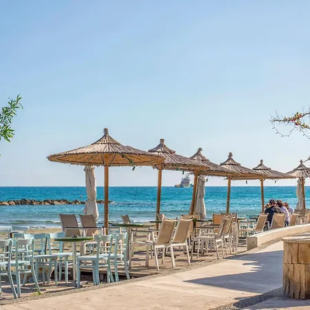 Sanders Breeze Apartman