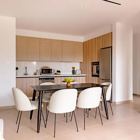 Sanders Breeze Apartman