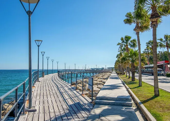 Sanders Breeze Limasol