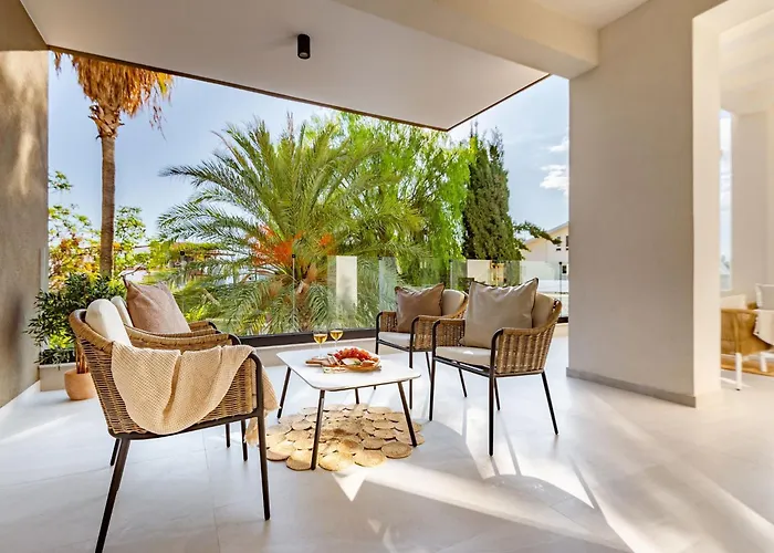 Sanders Breeze Limasol